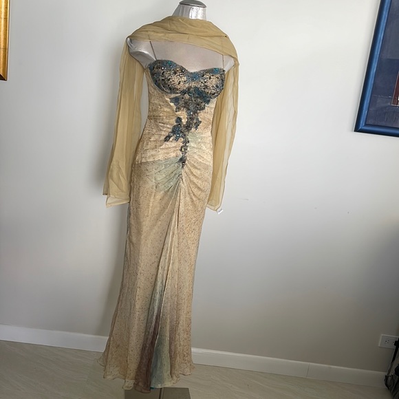 Alberto Makali gown 100% Slik size 4 fits XS/S 2-4 - Picture 4 of 14